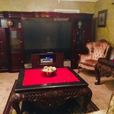 Best Deal In Town! Entire 1 Bedroom Apartment 59 Montgomery Dış mekan fotoğraf