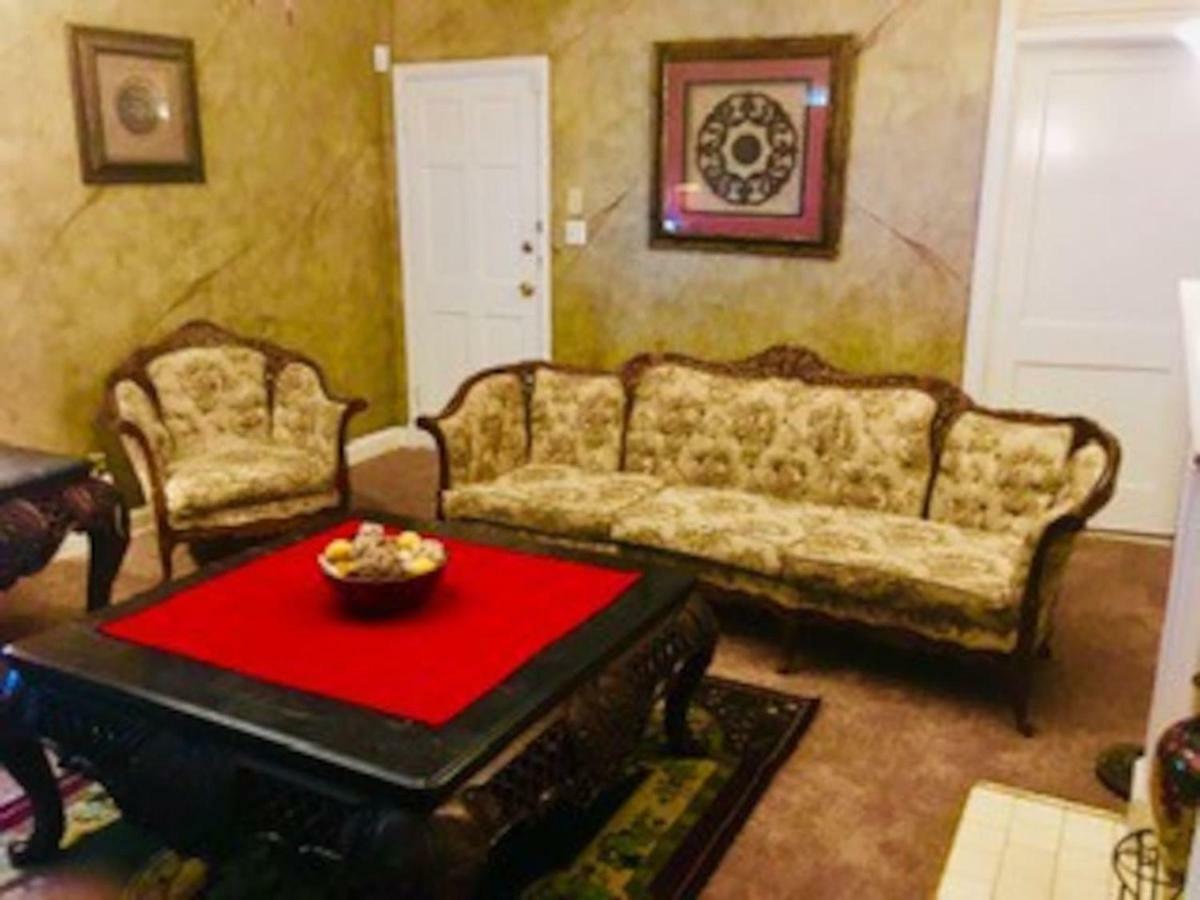 Best Deal In Town! Entire 1 Bedroom Apartment 59 Montgomery Dış mekan fotoğraf